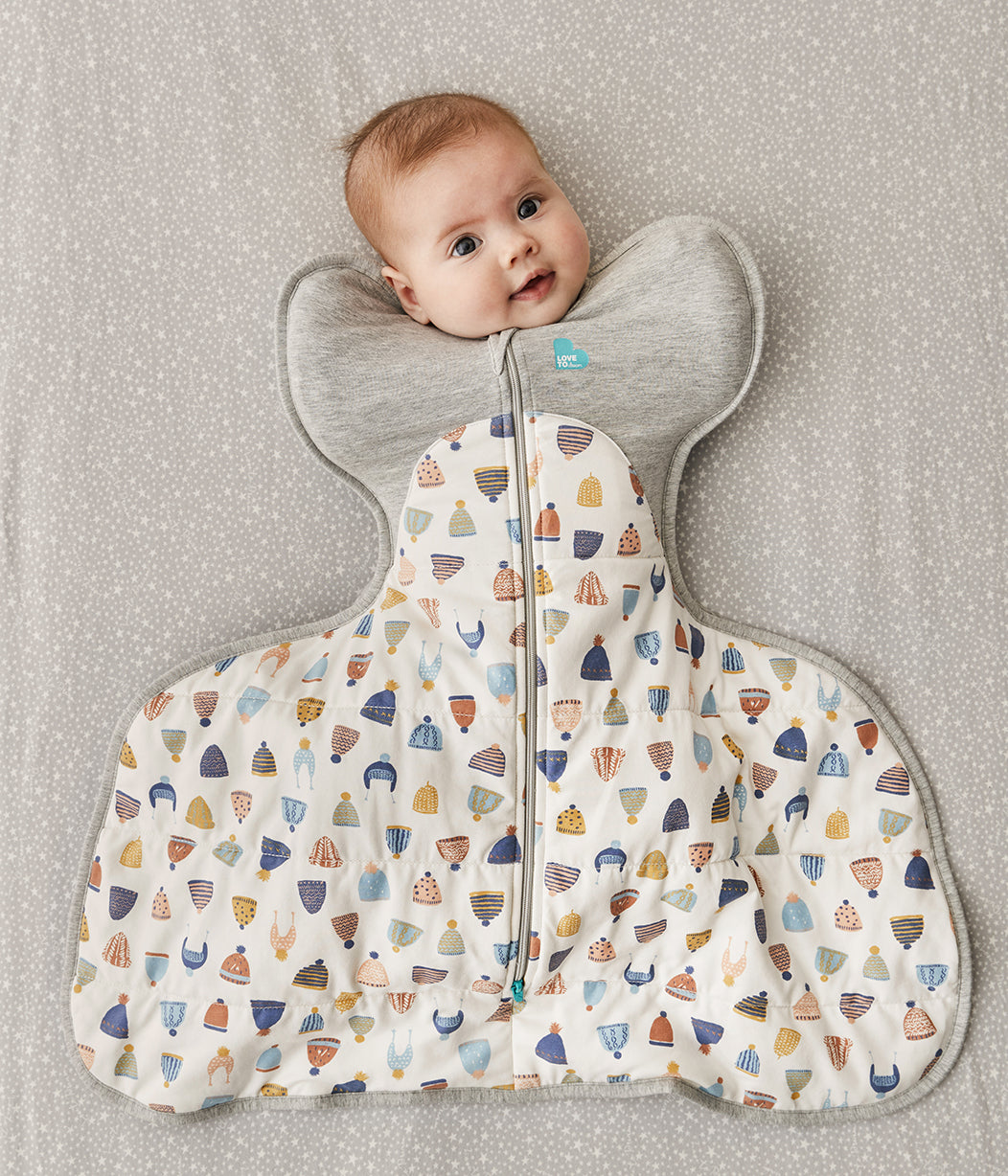 Swaddle Up™ Warm 2.5 TOG Hip Harness Happy Hats Print White