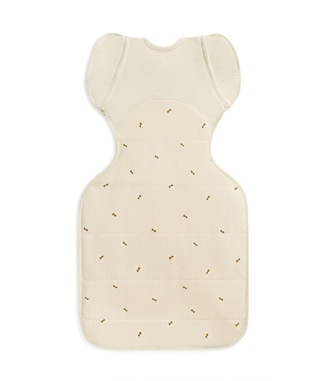 Swaddle Up™ 2-in-1 Transition Bag 2.5 TOG Cotton Oatmeal Bees