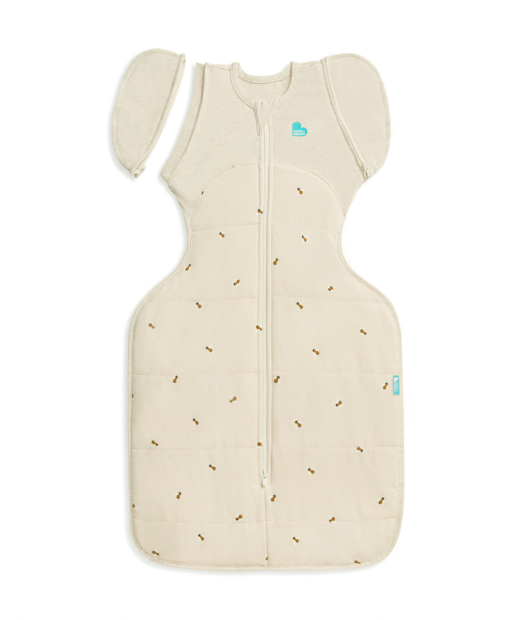 Swaddle Up™ 2-in-1 Transition Bag 2.5 TOG Cotton Oatmeal Bees