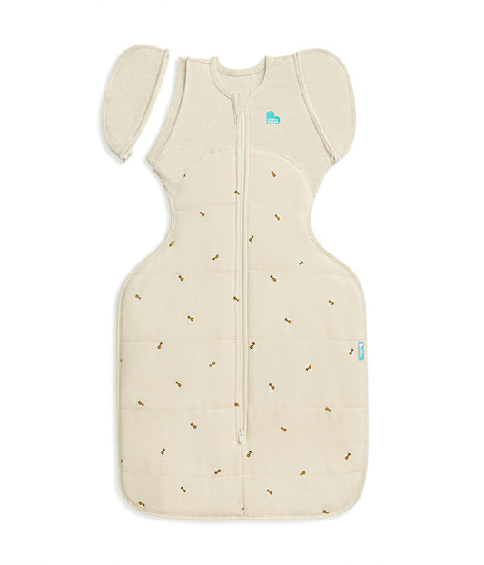 Swaddle Up™ 2-in-1 Transition Bag 2.5 TOG Cotton Oatmeal Bees