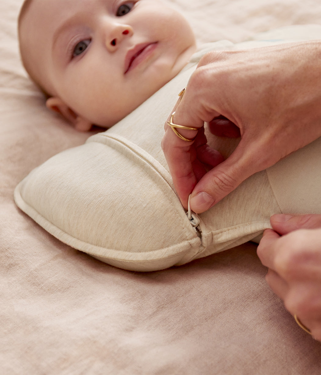 Swaddle Up™ Transition Bag 1.5 TOG Cotton Oatmeal Twigs