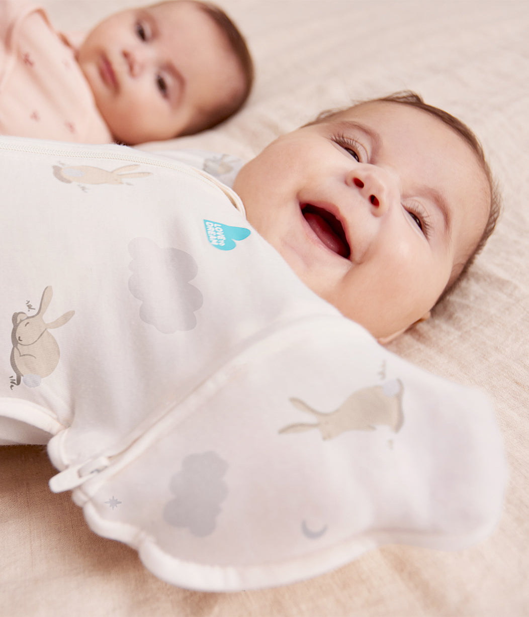 Swaddle Up™ 2-in-1 Transition Bag 1.0 TOG Cotton White Cloud Bunnies